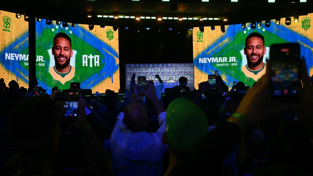 Neymar included in Brazil World Cup squad